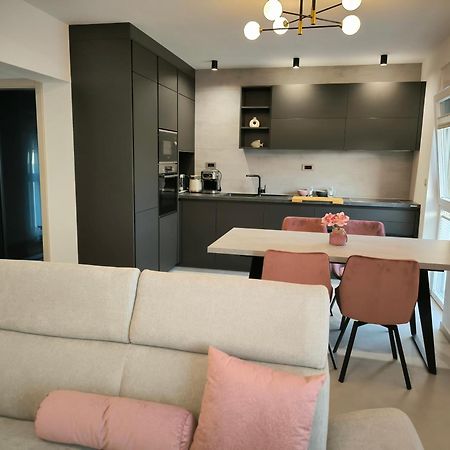 Luxury Apartments Marina View Vodice Buitenkant foto