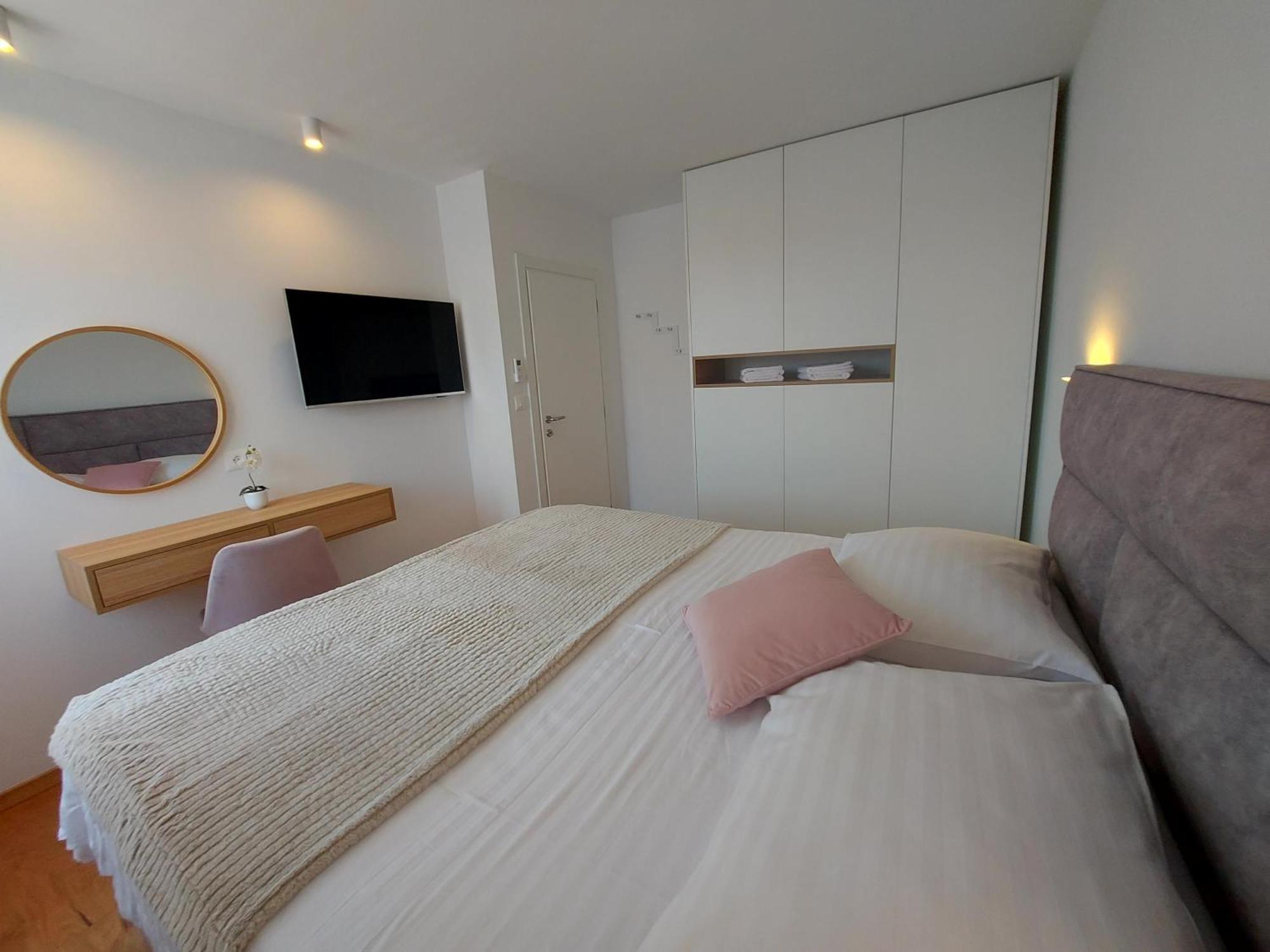 Luxury Apartments Marina View Vodice Buitenkant foto